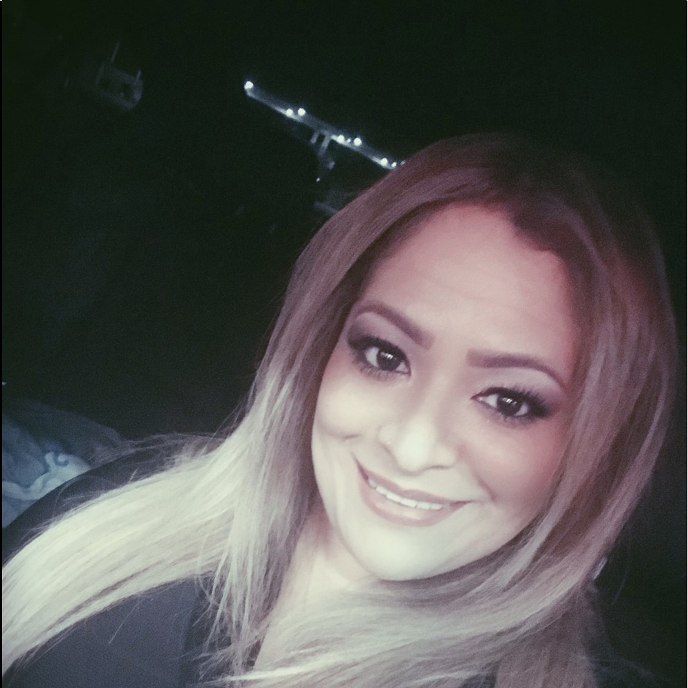 Meet your Posher, Suzzie